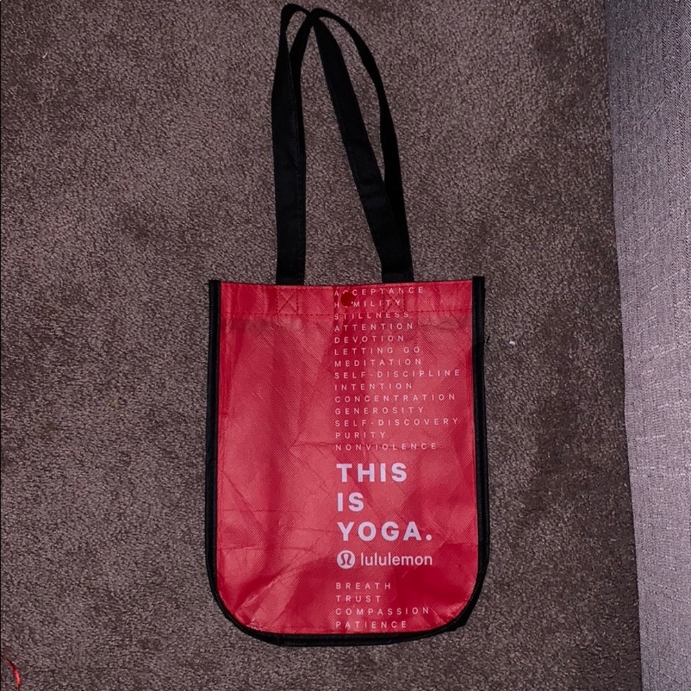 Lululemon tote bag